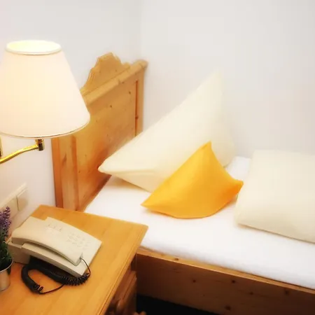 Hotel Trasen 3*