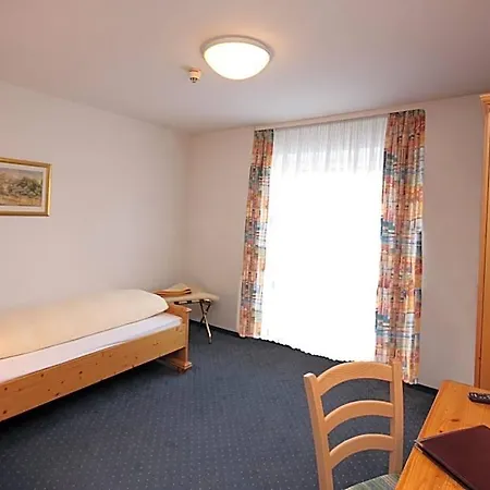 Trasen Otel 3*
